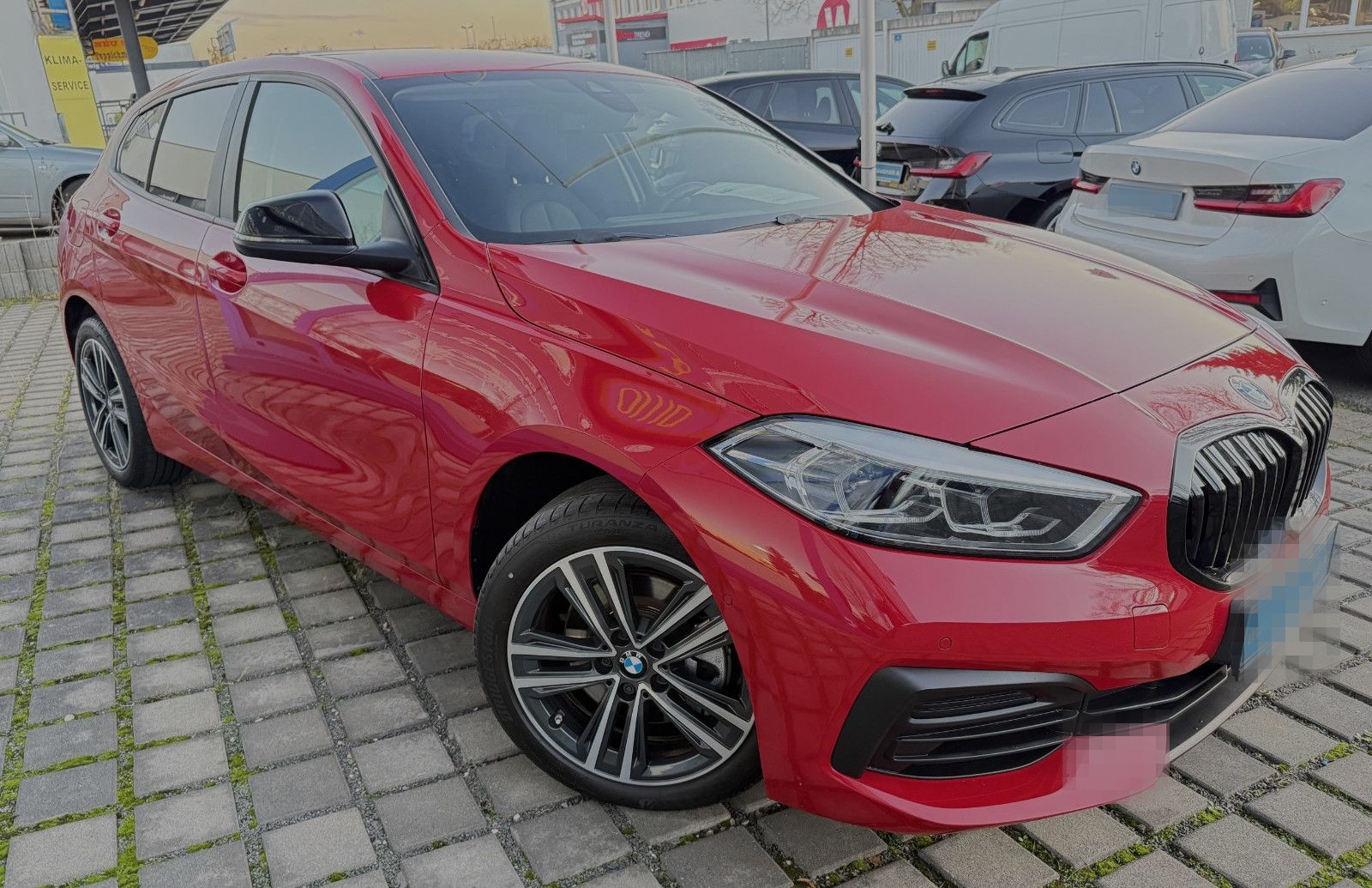 BMW 118 i    LED, Rückfahrkamera,CarPlay,Rot METALLI foto 10