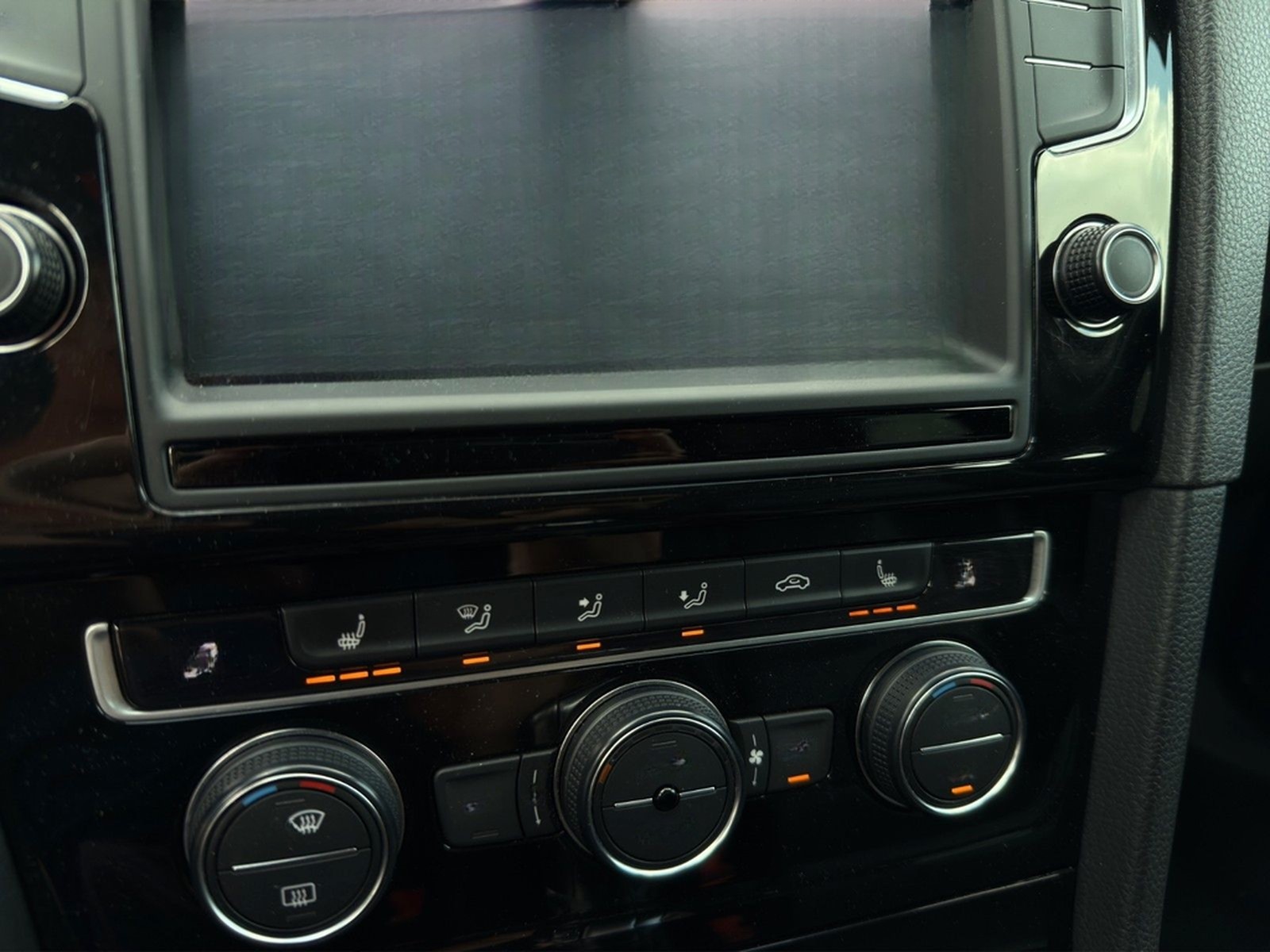 Volkswagen Golf VII Variant R ABT *DYNAUDIO*DCC*RFK*Massage foto 8