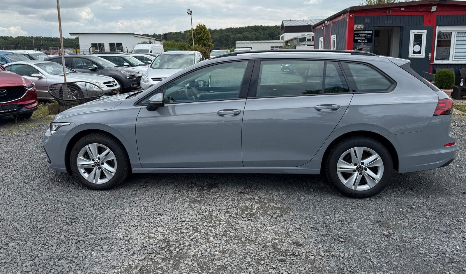 Volkswagen Golf VIII Variant Life AUTOMATIK/TÜV NEU foto 2