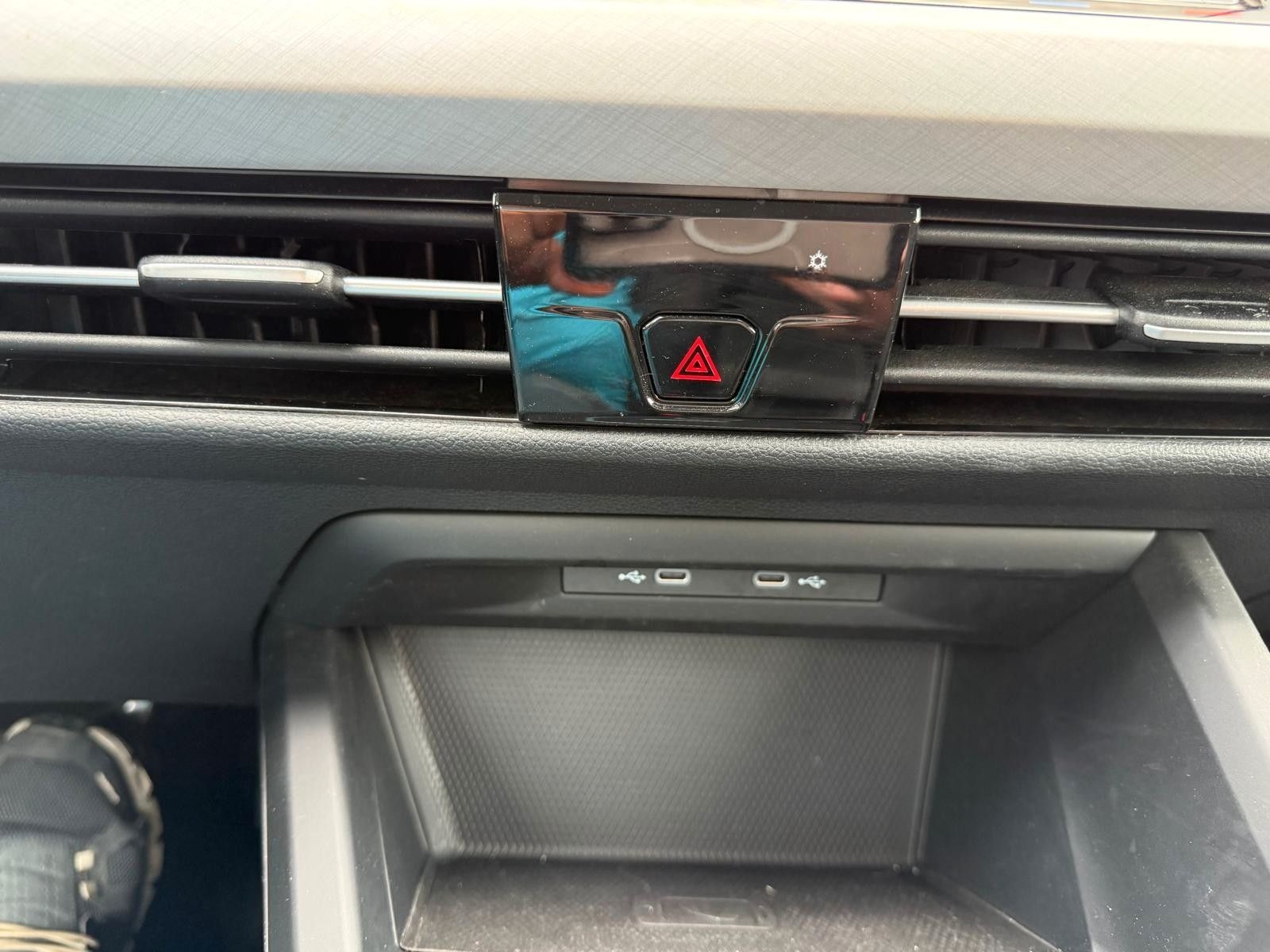 Volkswagen Golf VIII Variant Life AUTOMATIK/TÜV NEU foto 22