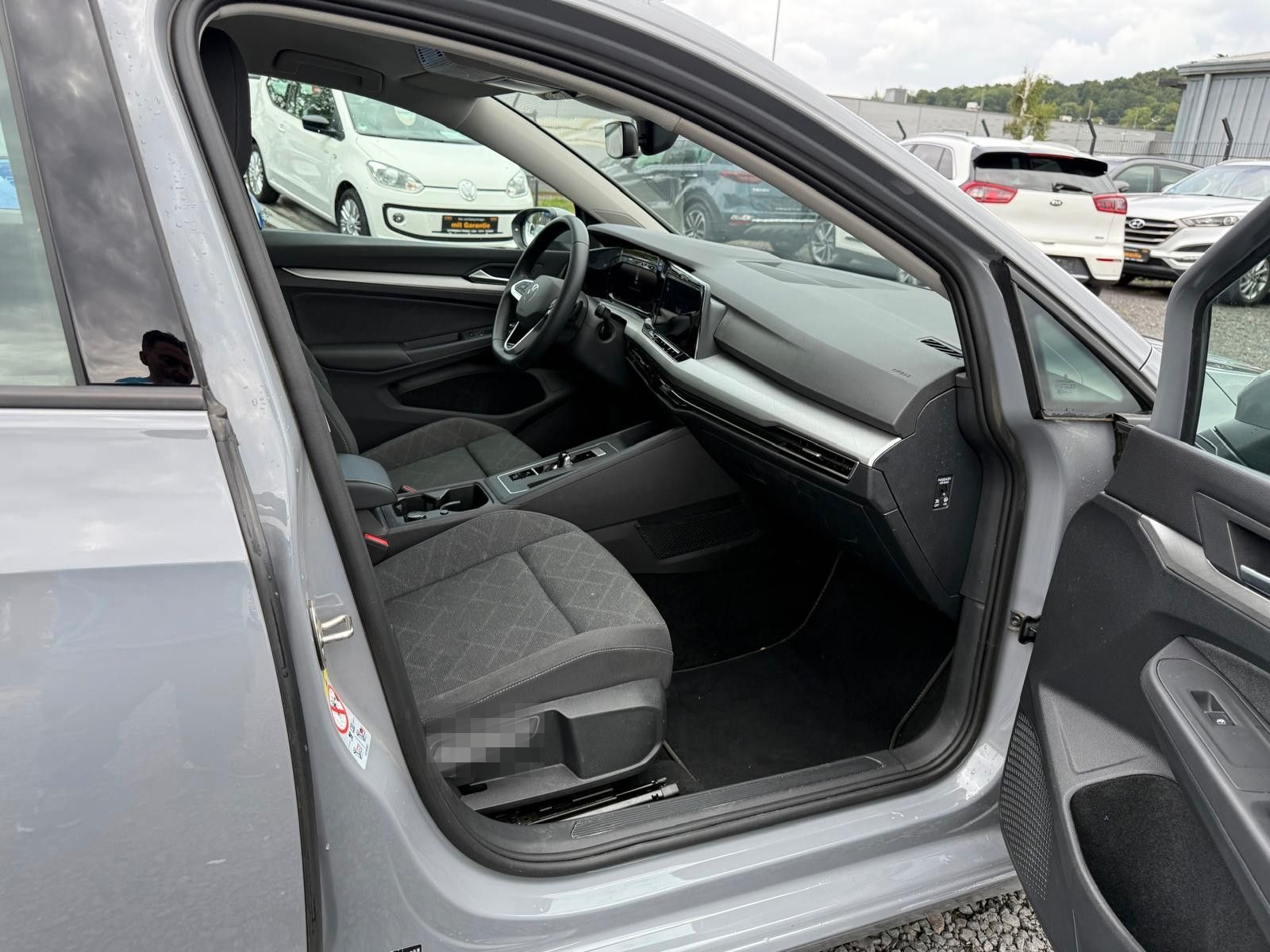 Volkswagen Golf VIII Variant Life AUTOMATIK/TÜV NEU foto 10