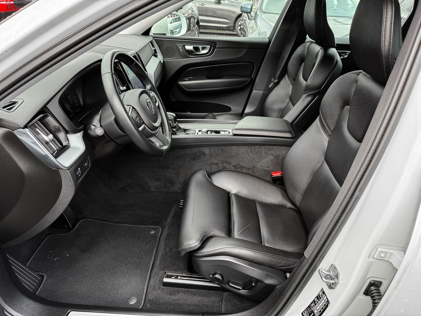 Volvo XC60 Momentum Pro 2WD D4 EU6d-T foto 11