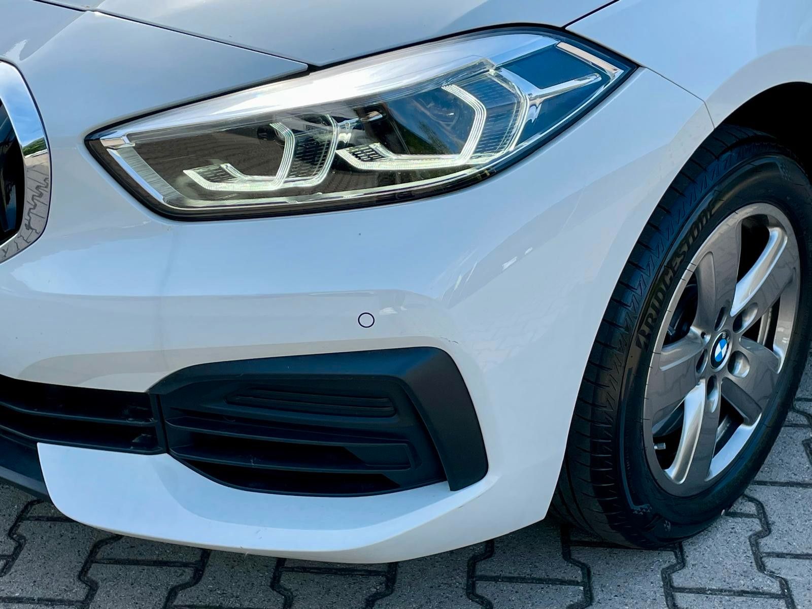 BMW 116i Advantage *SHZ*LHZ*NAVIGATION*CARPLAY* foto 4