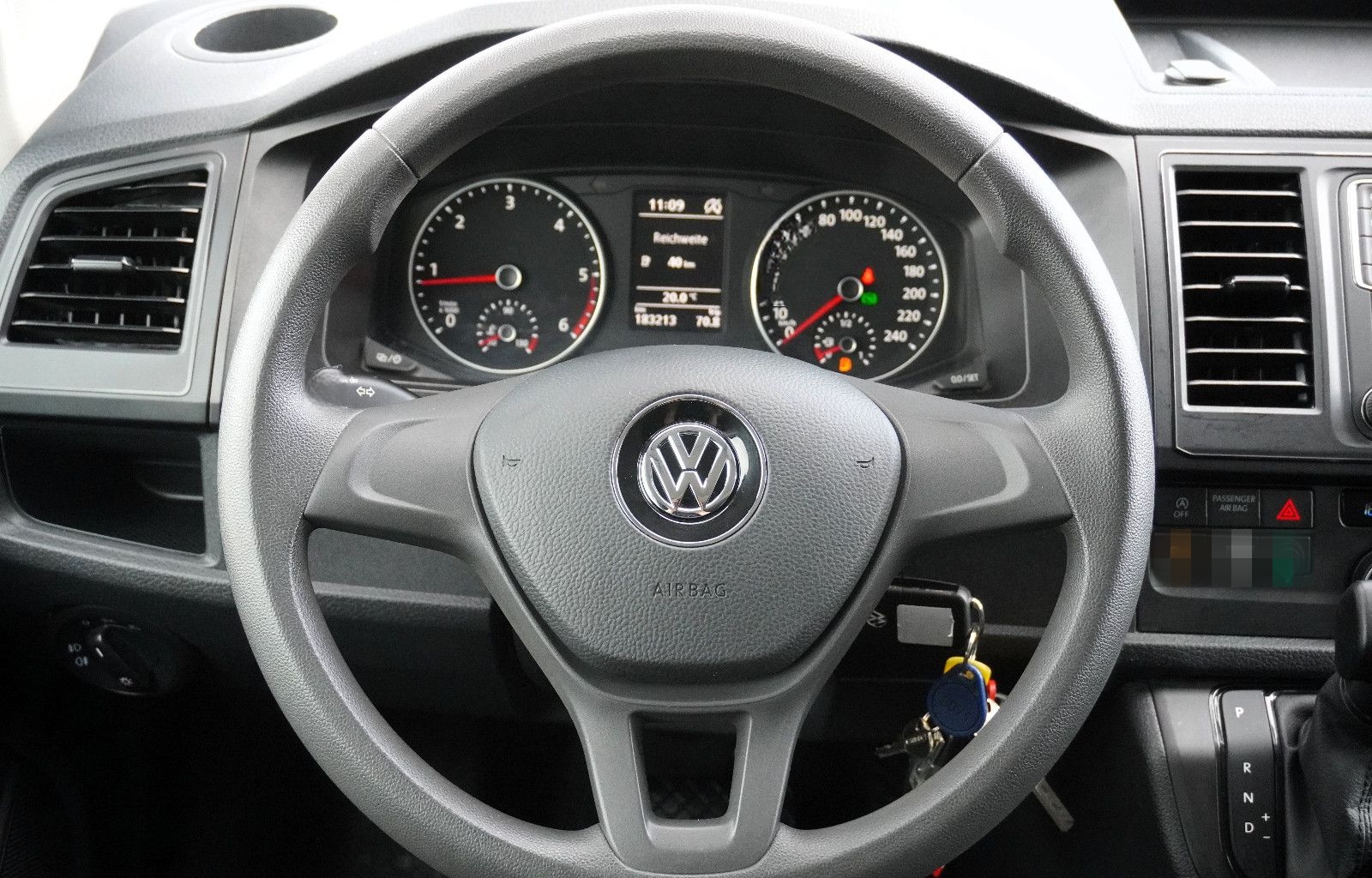 Volkswagen T6 Caravelle Comfortline*PDC*TempoM.*SHZ*AppCo.* foto 13