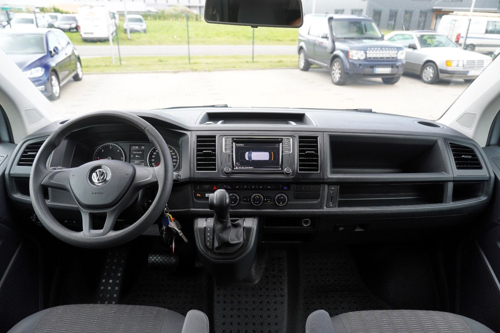 Volkswagen T6 Caravelle Comfortline*PDC*TempoM.*SHZ*AppCo.* foto 14
