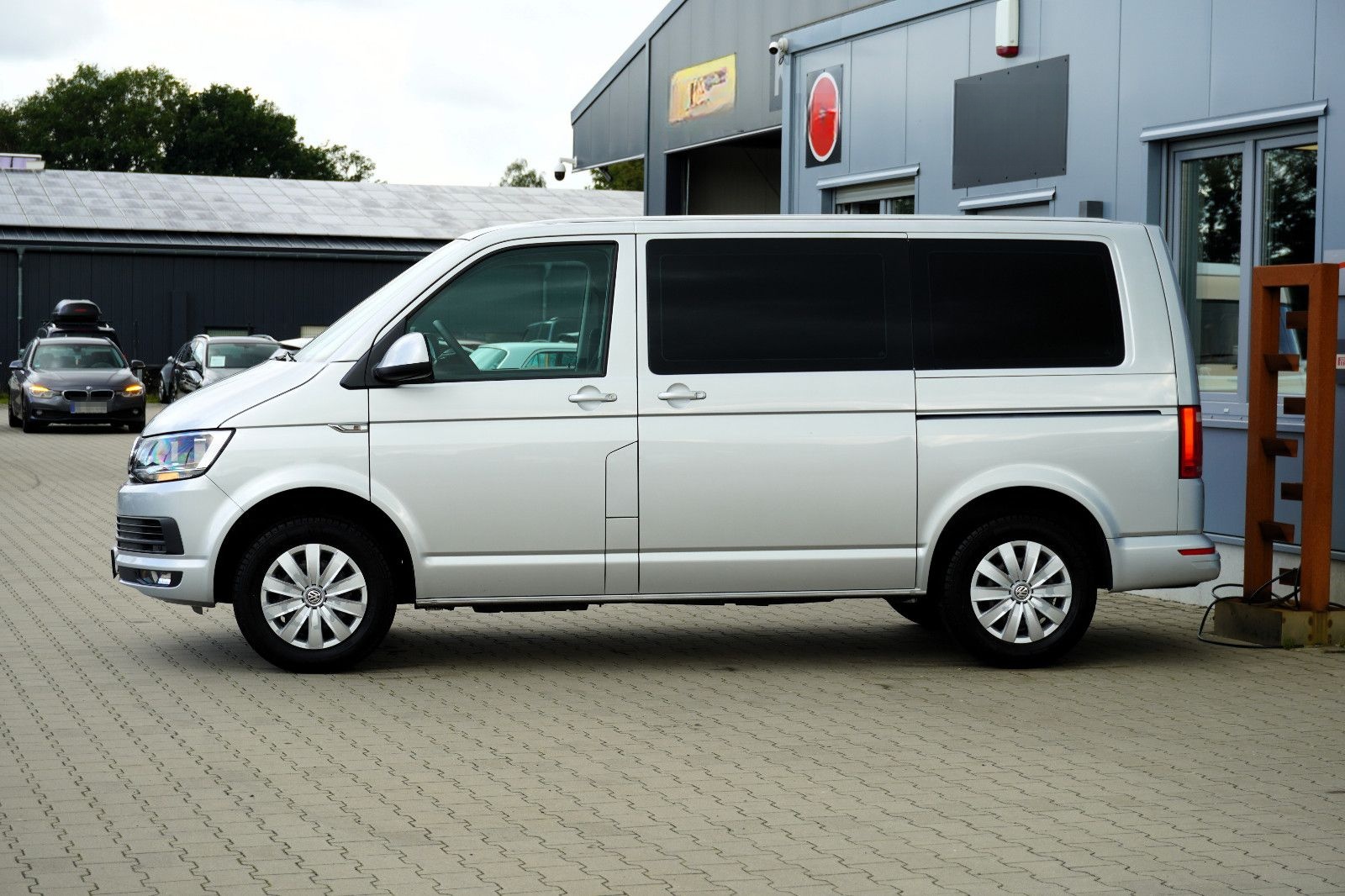 Volkswagen T6 Caravelle Comfortline*PDC*TempoM.*SHZ*AppCo.* foto 6