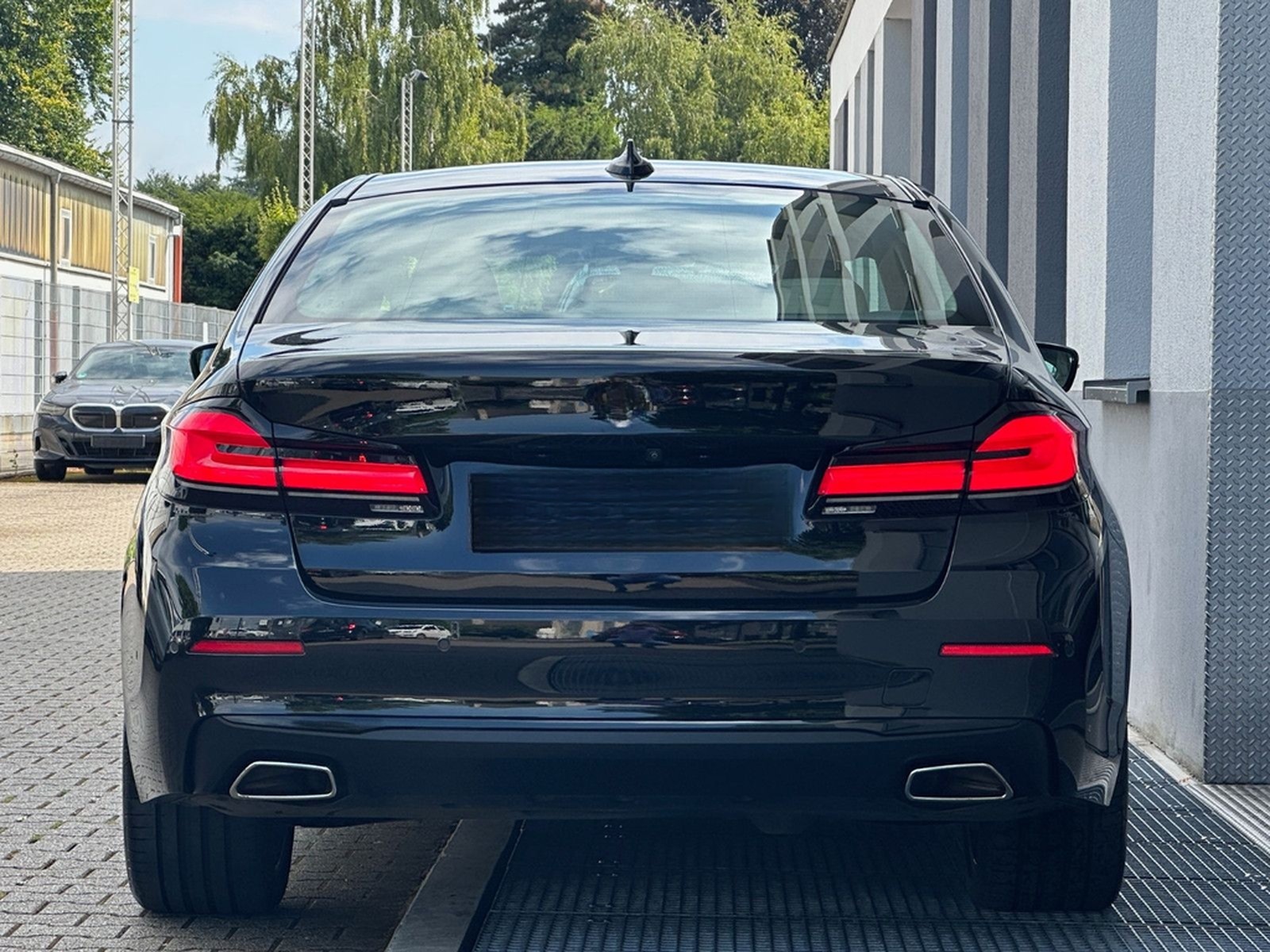 BMW 520d xDr *ACC*DRIVING*4-ZONEN KL.*KAM*HiFi*LEDER foto 7