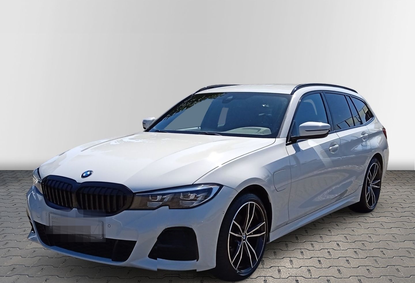 BMW 320 e MSport Touring + LED+Kamera+DAB+HIFI+ foto 2