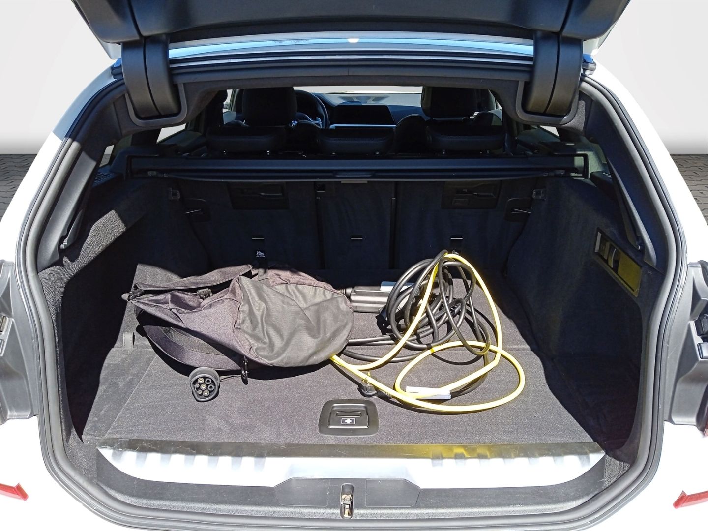 BMW 320 e MSport Touring + LED+Kamera+DAB+HIFI+ foto 11