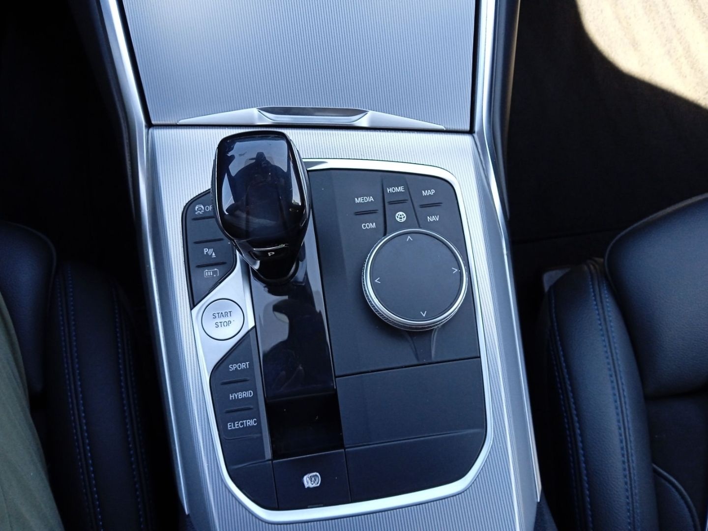 BMW 320 e MSport Touring + LED+Kamera+DAB+HIFI+ foto 18