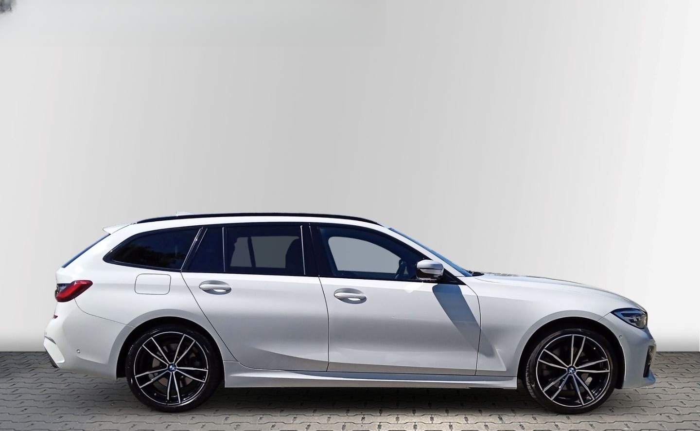 BMW 320 e MSport Touring + LED+Kamera+DAB+HIFI+ foto 4
