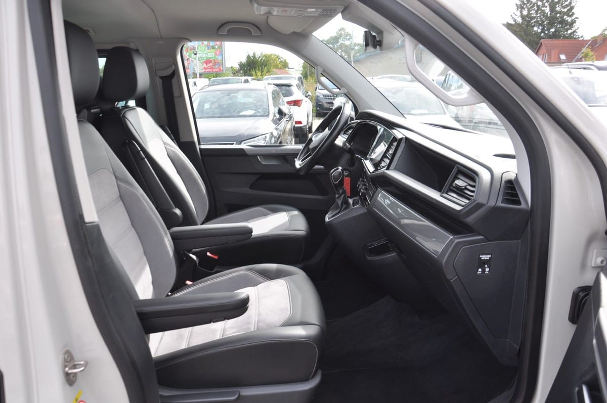 Volkswagen T6.1 Multivan DSG Generation Six STANDHZ-ACC-LED foto 17