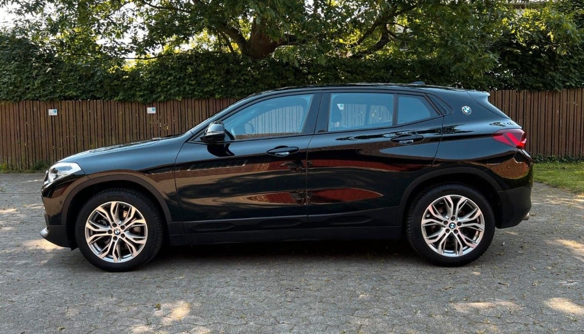 BMW X2 sDrive 20 i Advantage Plus foto 8