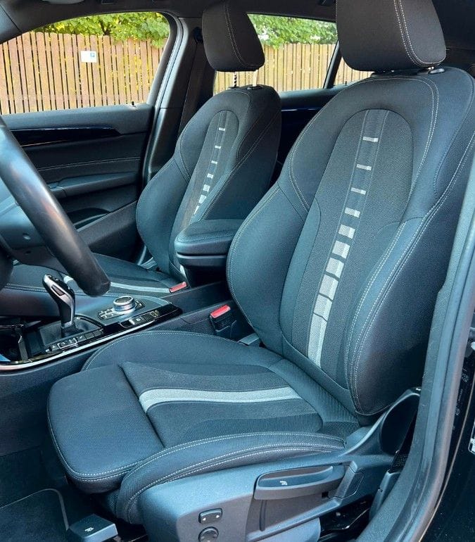 BMW X2 sDrive 20 i Advantage Plus foto 10
