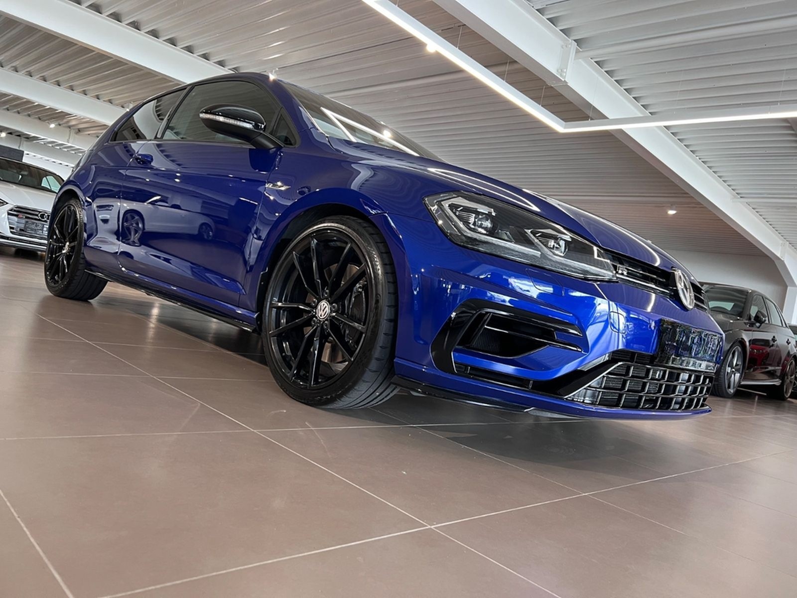 Volkswagen Golf 2.0TSI DSG 4MOTION R  2türig DYNAUDIO NAVI foto 15