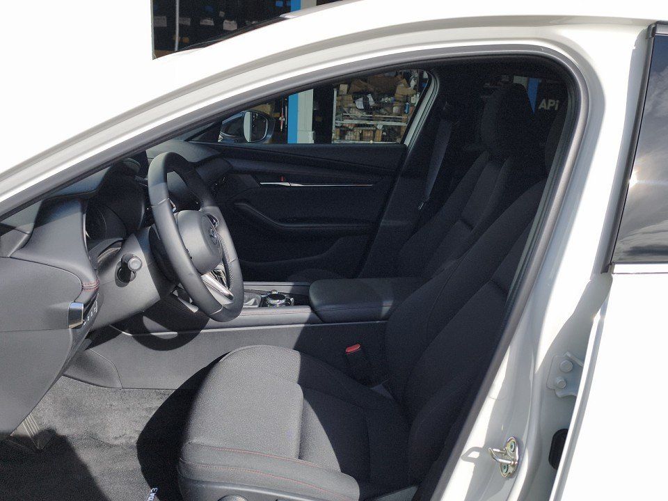 Mazda 3 2.5L e-SKYACTIV G 140ps 6AT FWD Homura foto 5