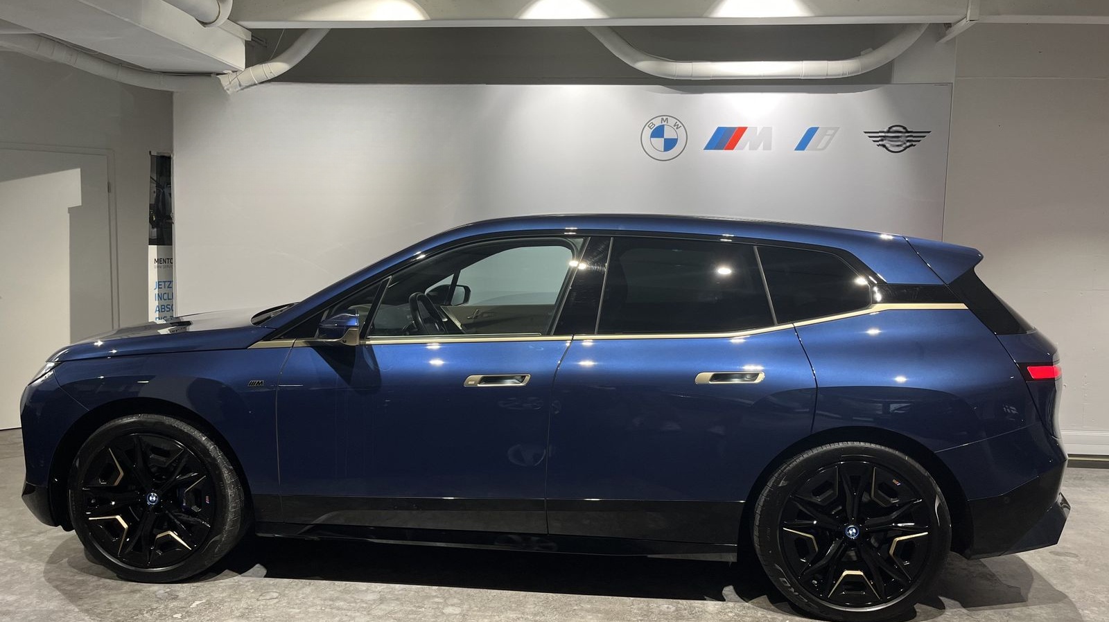 BMW iX M60 ab 595.-²/LCProf./B&W/Laserlicht/Pano/Sit foto 4