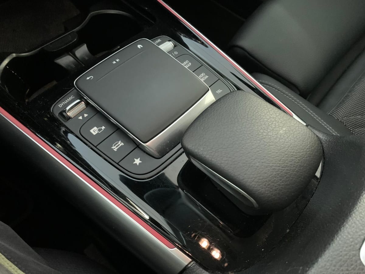 Mercedes-Benz EQA 300 4M Progressive Widescr 360K Distr+Memory foto 14