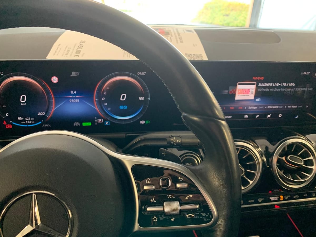 Mercedes-Benz EQA 300 4M Progressive Widescr 360K Distr+Memory foto 16