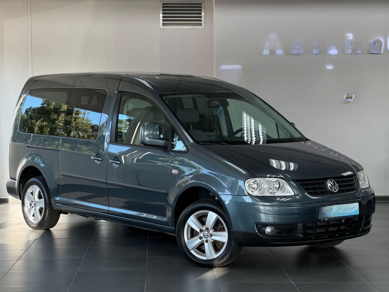Volkswagen Caddy Maxi Life 2.0 TDI Behindertengerecht-Rampe foto 2