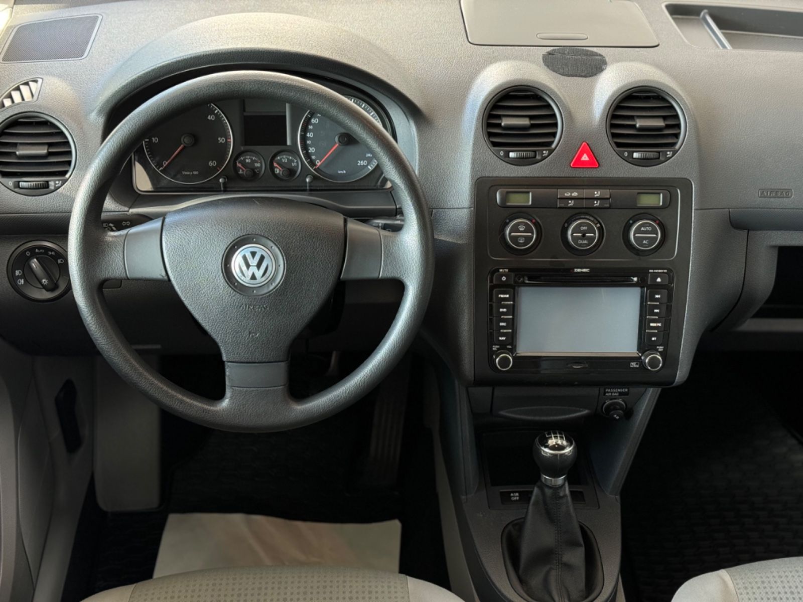Volkswagen Caddy Maxi Life 2.0 TDI Behindertengerecht-Rampe foto 7