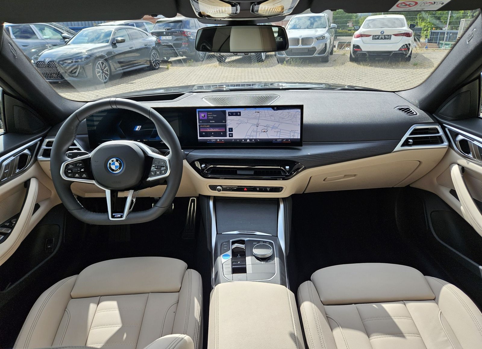 BMW i4 eDrive40 M Sport HUD AHK Hifi DAB LED foto 13