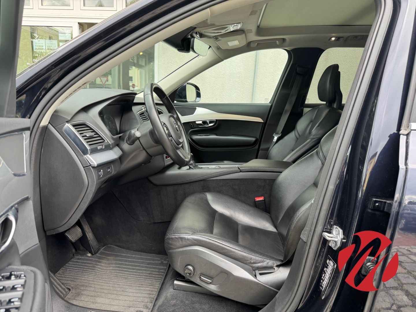 Volvo XC90 Momentum 2WD Pano Navi LED 7-Sitzer Keyless foto 10
