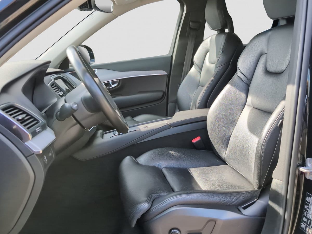 Volvo XC90 B5 Mild-Hybrid AWD Momentum Pro AHK semi foto 12