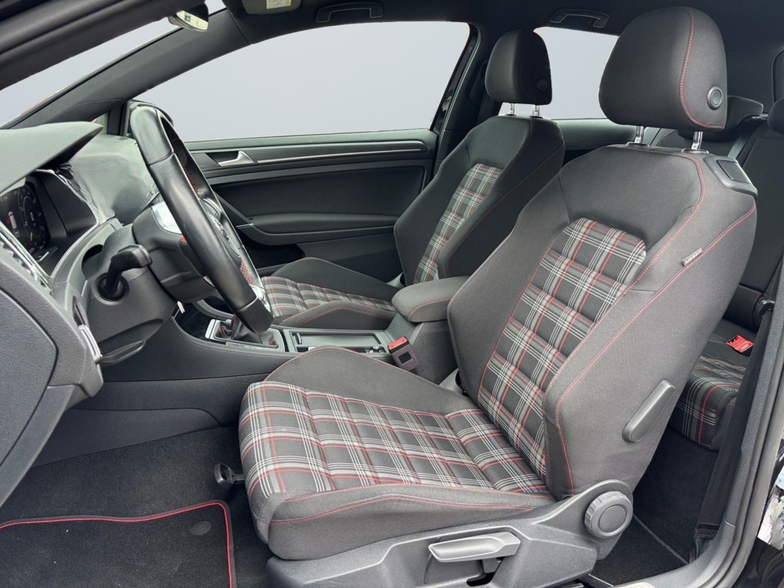 Volkswagen Golf VII Lim GTI Performance/2.HAND/SHZ/SCHALTER foto 11