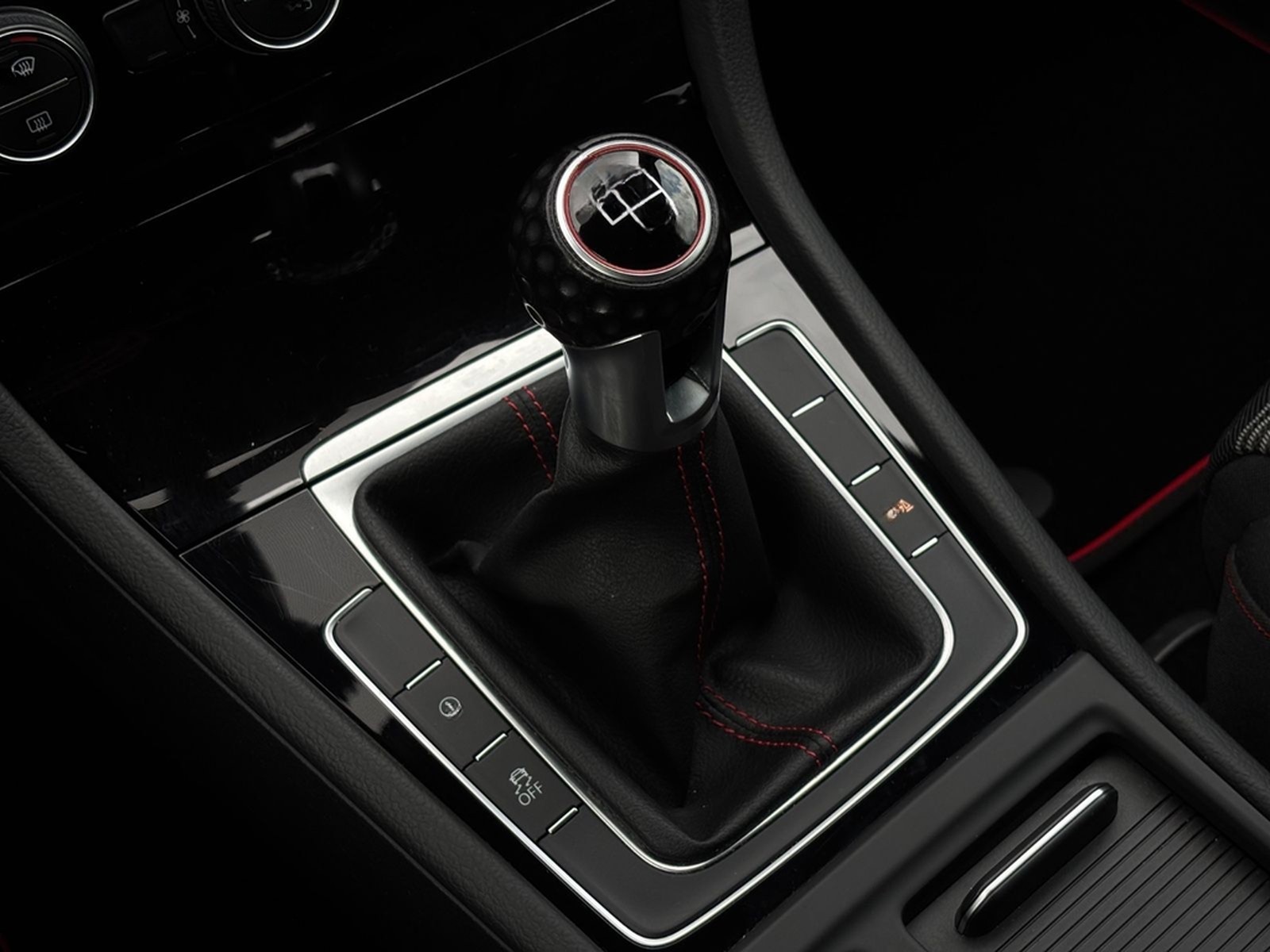 Volkswagen Golf VII Lim GTI Performance/2.HAND/SHZ/SCHALTER foto 18