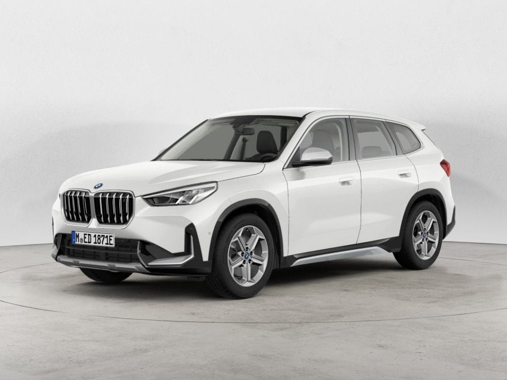 BMW iX1 xDrive30 xLine AHK LED NAVI KAMERA SHZ PDC foto 2