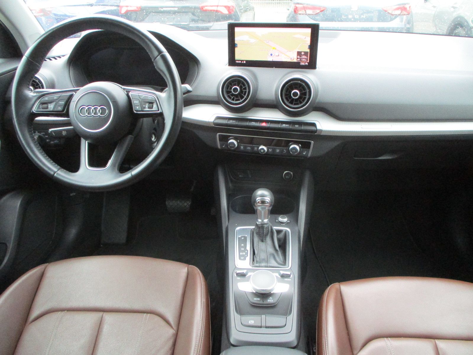 Audi Q2 35 TDI S tronic NAVI LEDER SITZH TEMP LED PDC foto 2