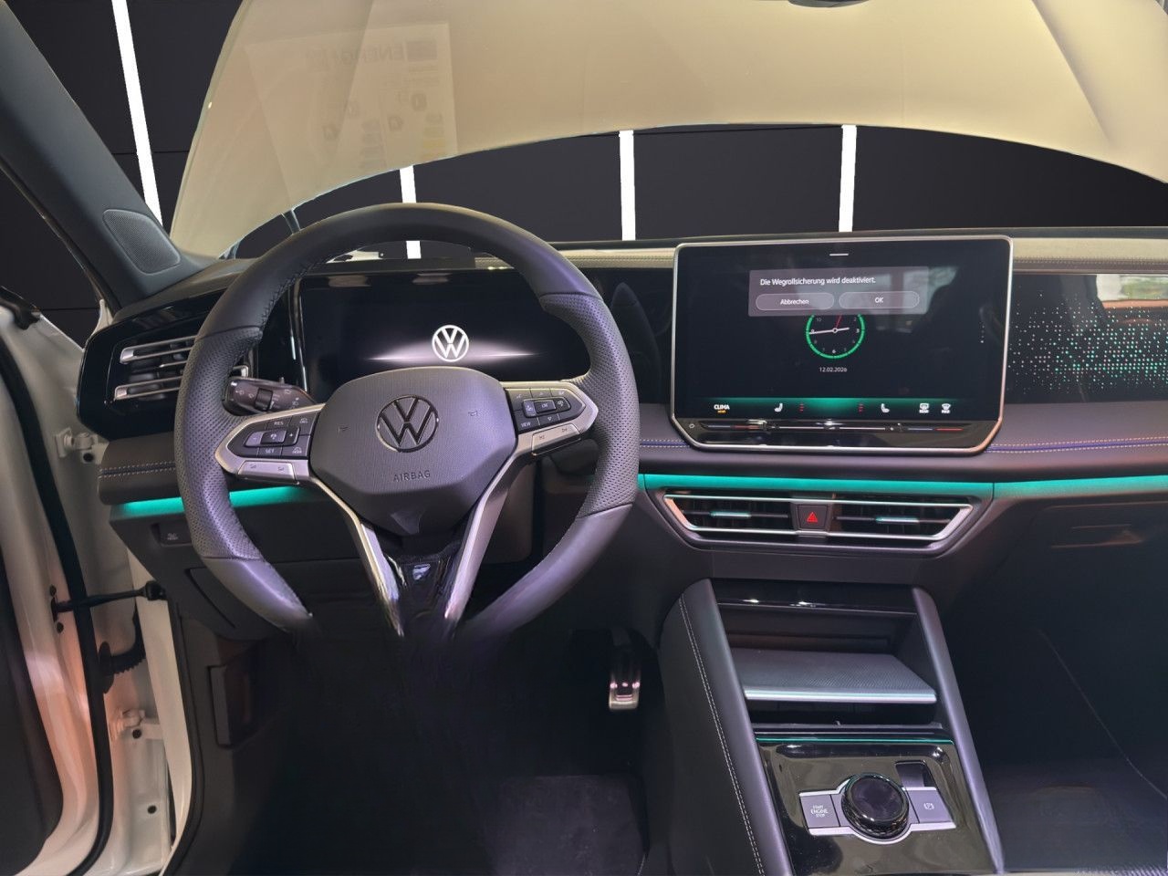 Volkswagen Tiguan R-Line 1.5 eTSI AHK Navi Komfortpaket LED foto 21