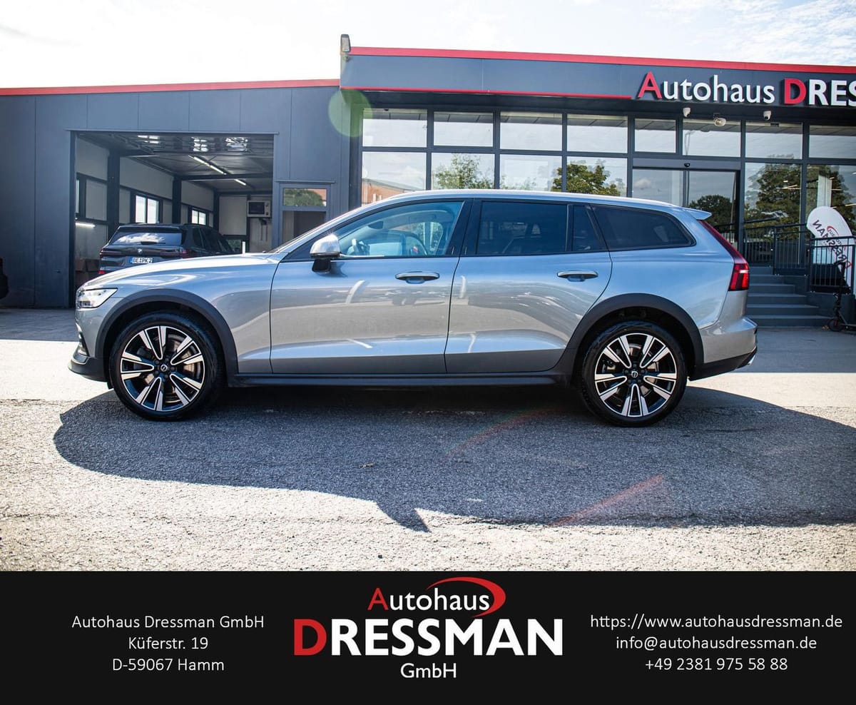 Volvo V60 Cross Country PRO PANO 360° LED SHZ STANDHZG foto 7