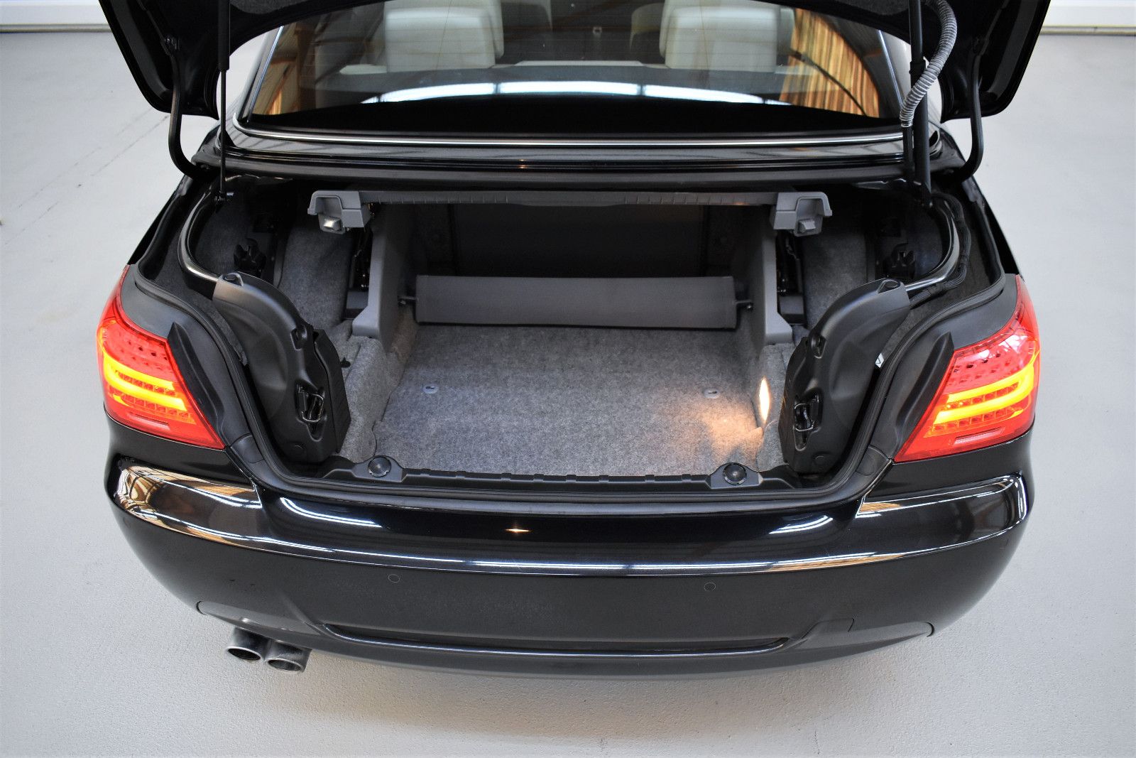 BMW 330d Cabrio+M-Sportpaket+Aut.+H&K+SAPHIR foto 20