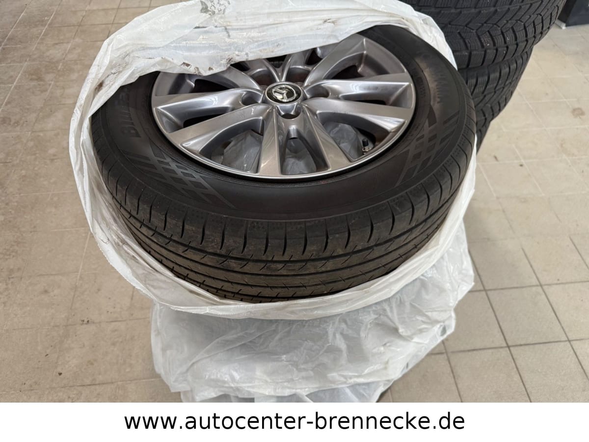 Mazda 3 Lim. 5-trg. Selection*LED*8-fach bereift*Shzg* foto 20
