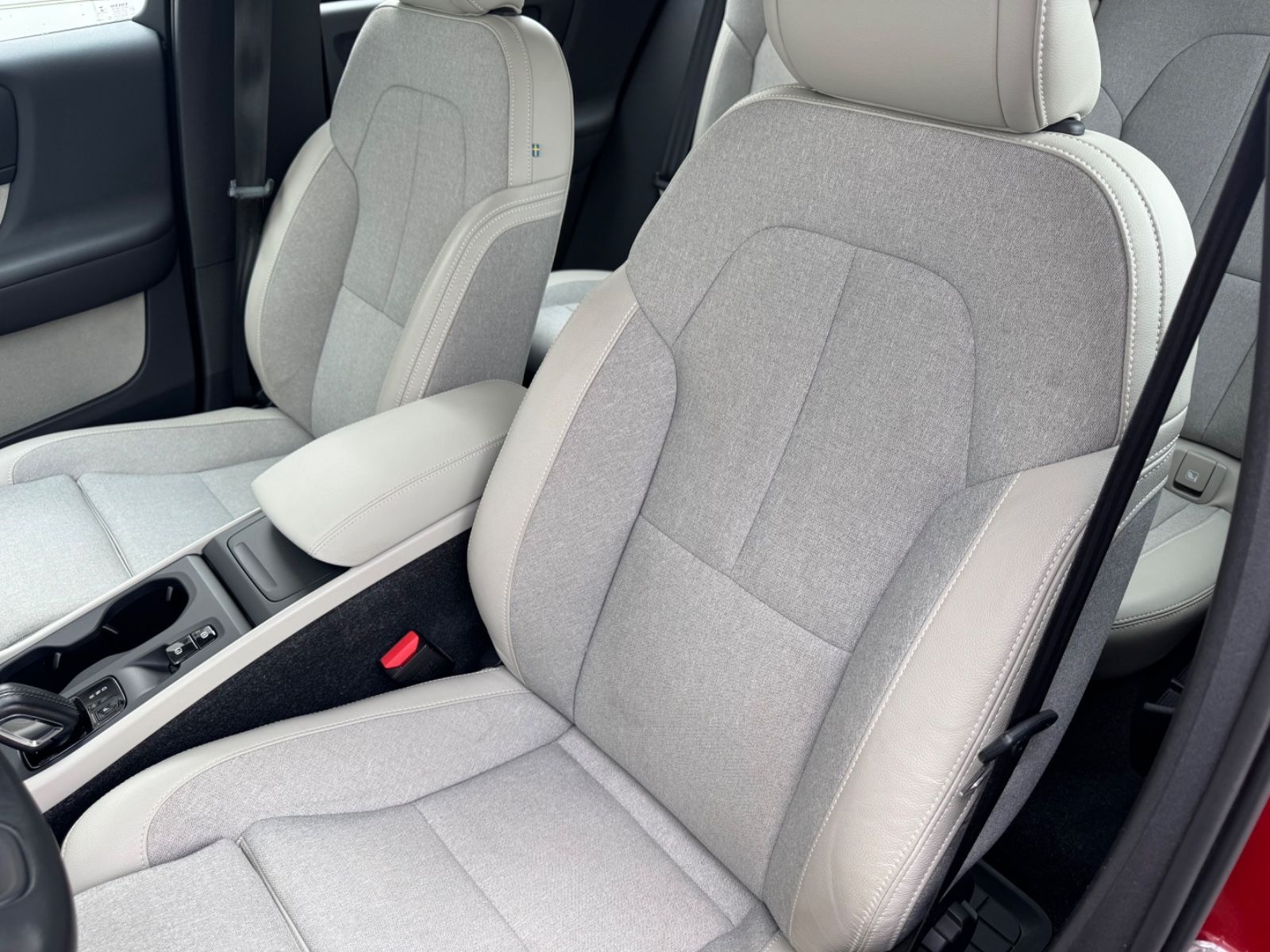 Volvo XC40 Momentum 2WD"LED"360 KAMERA"NAVI"TEILLEDER" foto 12