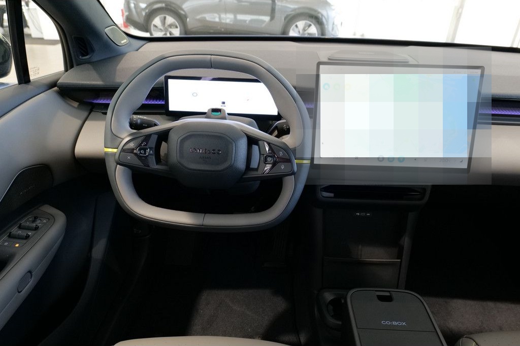 Lynk&Co 02 More PDC SHZ KAMERA NAVI W-LAN ACC PANO foto 11