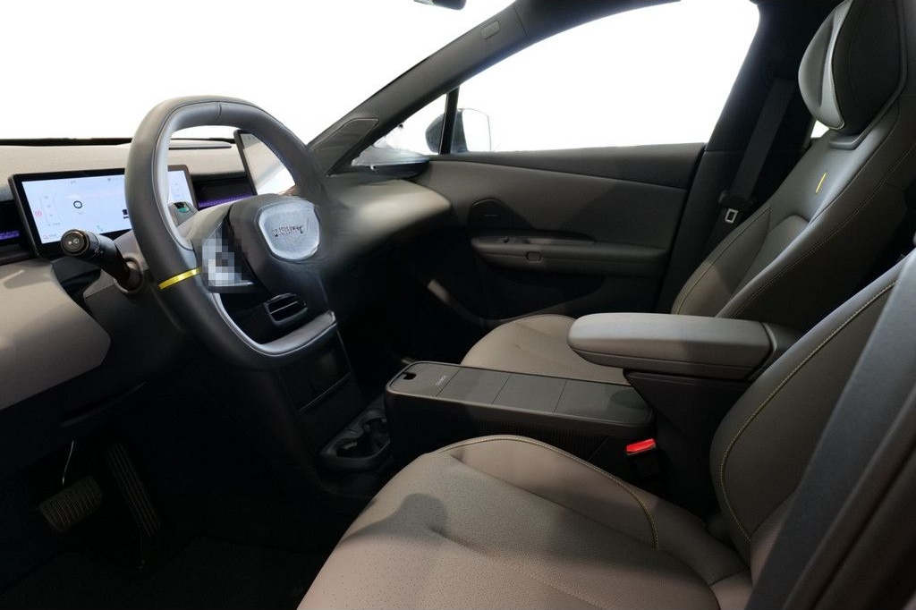 Lynk&Co 02 More PDC SHZ KAMERA NAVI W-LAN ACC PANO foto 9