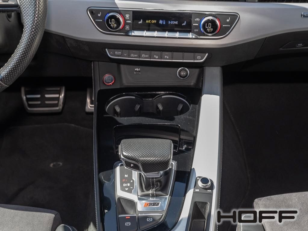 Audi RS4 Avant quattro Dynamik PANO Sportabgas HUD 20 foto 8