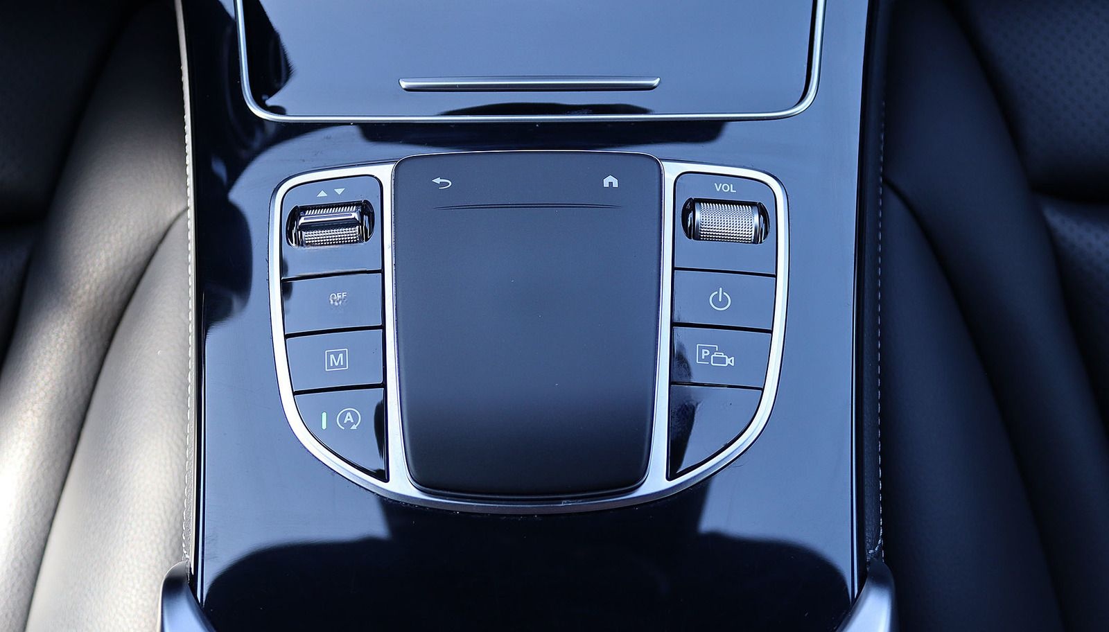 Mercedes-Benz GLC 300 4M Coupe 3x AMG DISTRO+KAM360+BURMESTER foto 12