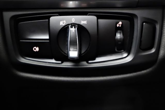BMW X6 M50d 381PS Voll Standh. ACC Head Up Glasdach foto 25