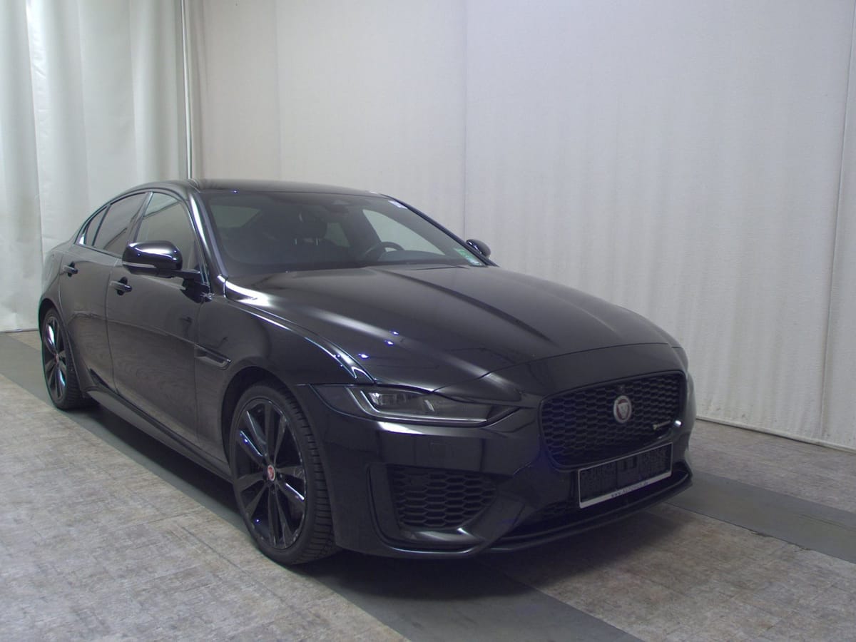 Jaguar XE P250 AWD R-Dynamic Leder Navi LED 360° ACC foto 3