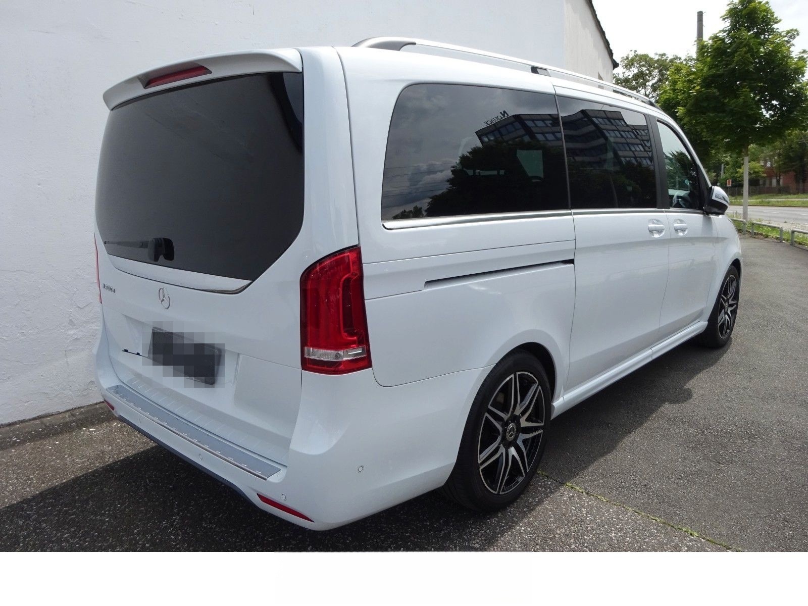Mercedes-Benz V 300 d AVANTG EDITION AMG/Lang/Distr/Standh/360 foto 8