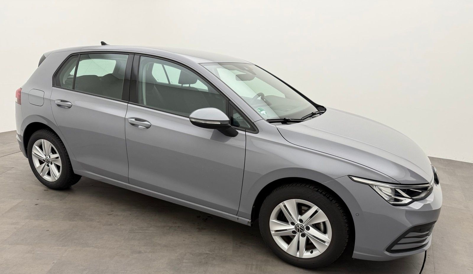 Volkswagen Golf 8 1.0 TSI Life BusinessNaviStandh foto 2
