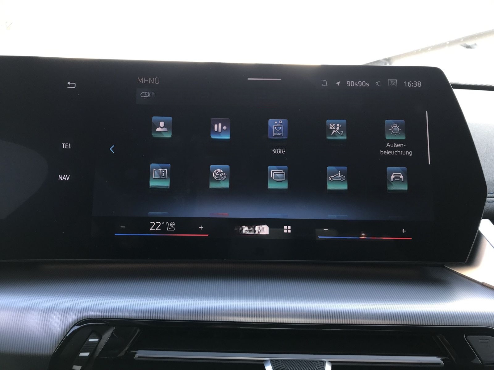 BMW X1 xDrive23d DAB LED RFK AHK el. Sitze PDC foto 18