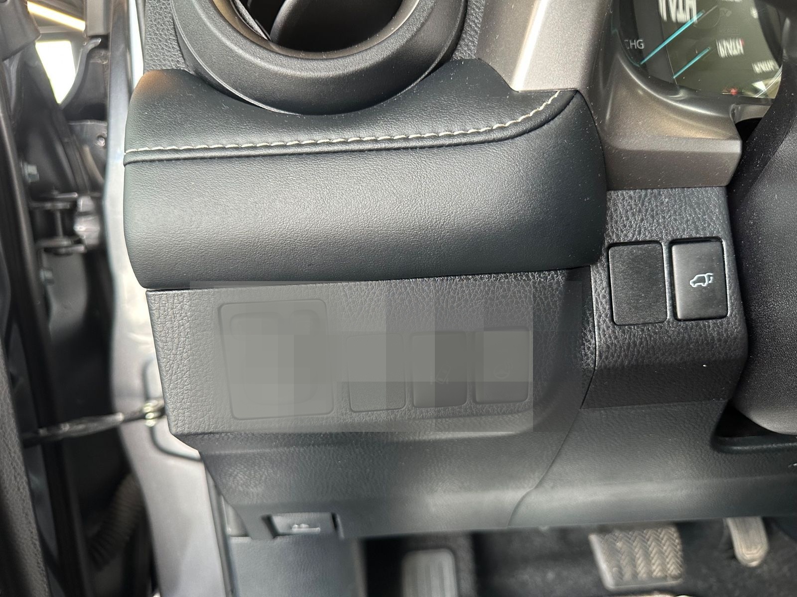 Toyota RAV4 Team D foto 16