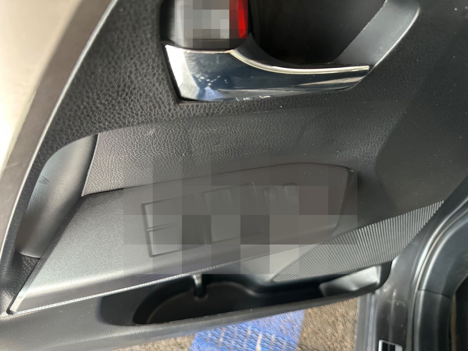 Toyota RAV4 Team D foto 17