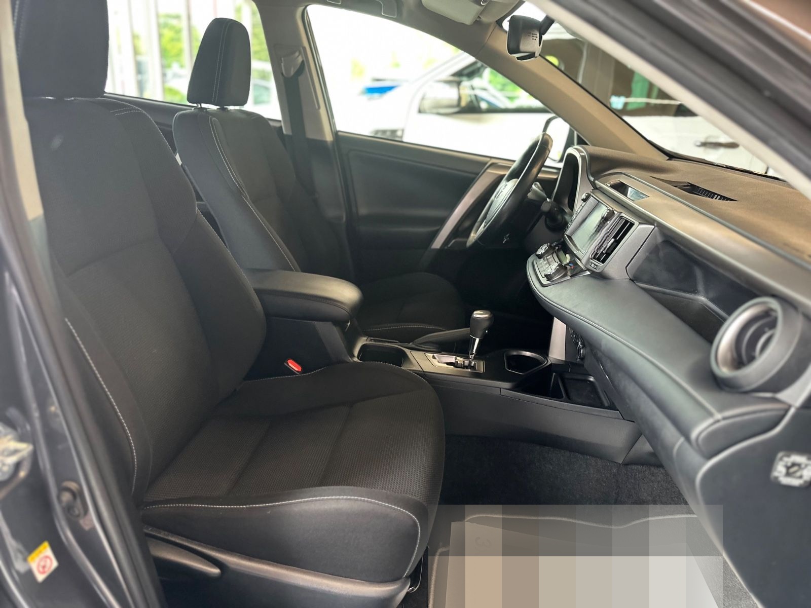 Toyota RAV4 Team D foto 22