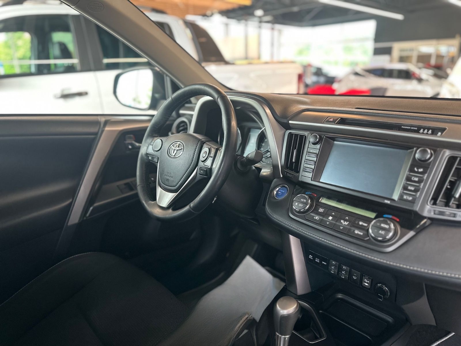 Toyota RAV4 Team D foto 23